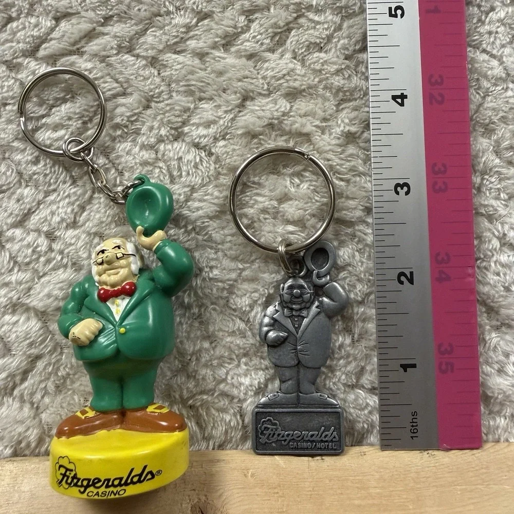 Vintage Las Vegas Fitzgeralds Casino Mr. O'Lucky Figurine Keychain FOB Souvenir